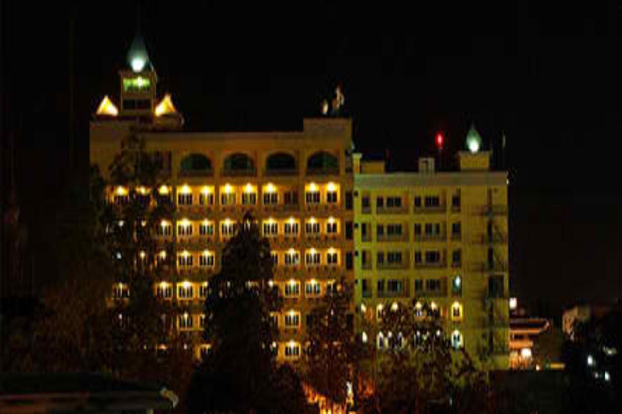 The Royal Mandaya Hotel Davao Exterior foto