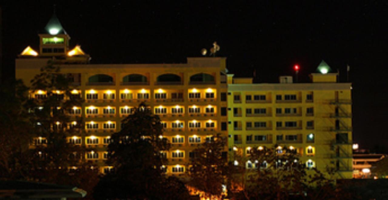 The Royal Mandaya Hotel Davao Exterior foto